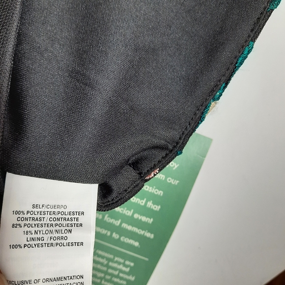 My Michelle Junior Size 1 Embroidered Crop Top - Picture 5 of 8